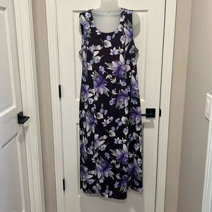 Beautiful Floral Easy Care Dress by Expressions Size 22W